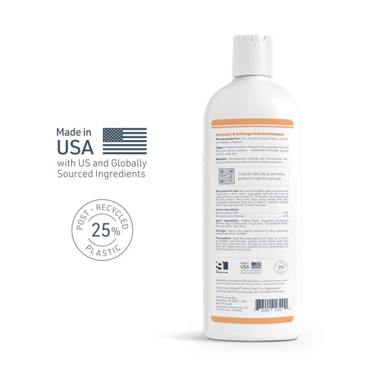 Clinical Care Antiseptic and Antifungal Medicated Shampoo for Dogs & Cats, 16Oz