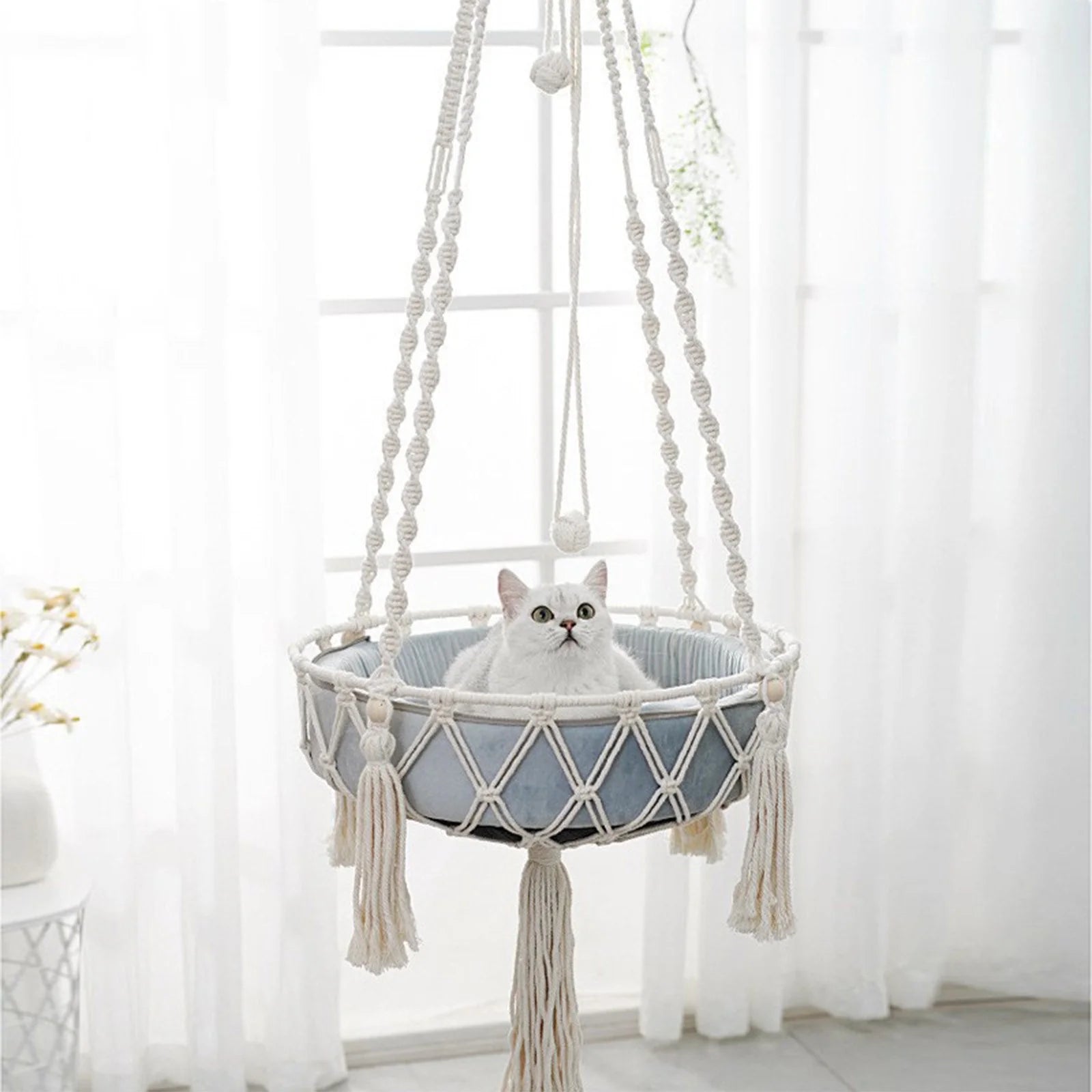 Hand Woven Kittens Hammocks Hanging Cat Bed, Cozy Cat Swings, Bohemian Style Pet Accessories, Elevated Cat Basket for Relaxation, Durable and Easy to Clean Cat Furniture